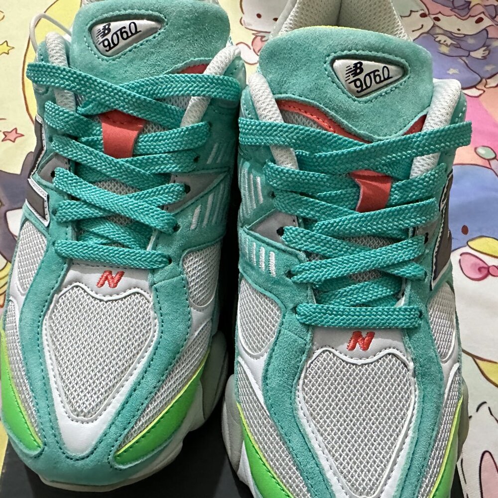 New Balance 9060 — Retro Casual "Dad" Sneakers - Picture 5 of 5